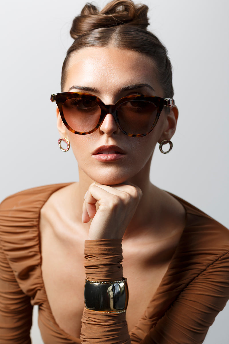 Noble Gold Cuff